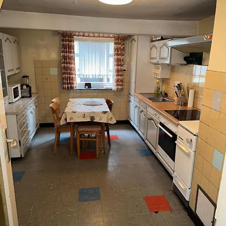 Xxl Mega House 24 7 Check In Apartamento Kelkheim
