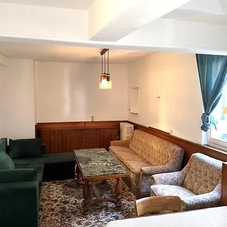 Xxl Mega House 24 7 Check In *