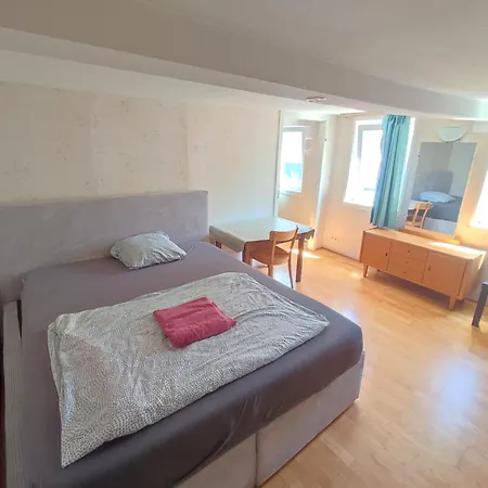 Apartamento Xxl Mega House 24 7 Check In Kelkheim