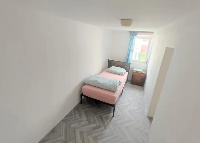 Xxl Mega House 24 7 Check In Apartment