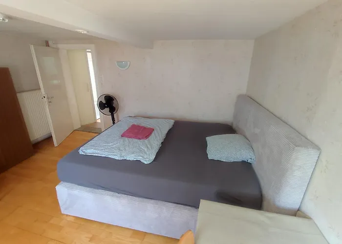 Apartment Xxl Mega House 24 7 Check In Kelkheim